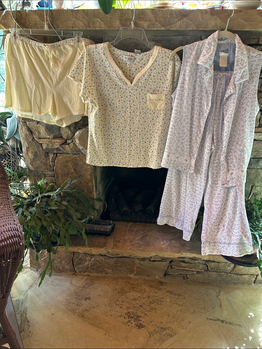 Secret Treasures Blue Floral V-Neck Pajamas and Kim Rogers Shorts/Shirt PJ Set